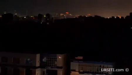 У Білгороді після удару по підстанції стався масштабний блекаут — відео